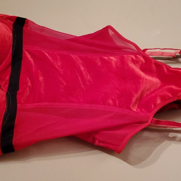 Ms Santa red velvet bodysuit - Picture 4 of 9